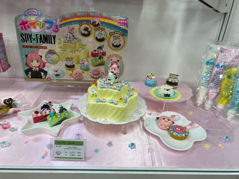 スパイファミリー 誕生日ケーキ・お菓子 アーニャ・ボンド・ロイド・ヨル SPY×FAMILYフォージャー家のスイーツお取り寄せスイーツの世界