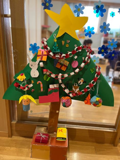 簡単に作れるクリスマスツリーの工作