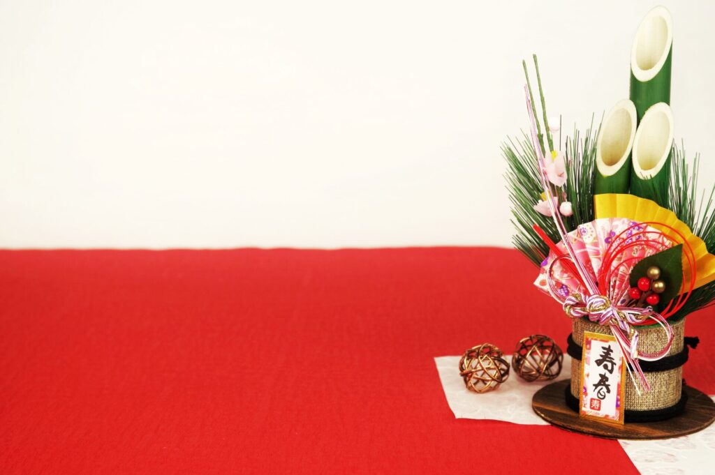 セリアのお正月グッズ2024&2025 正月飾り,お正月用品,おせちの重箱も100円で買えちゃう♪おすすめはおしゃれなリース風しめ縄♪年賀状もポチ袋も百均で決まり♪雪見日和