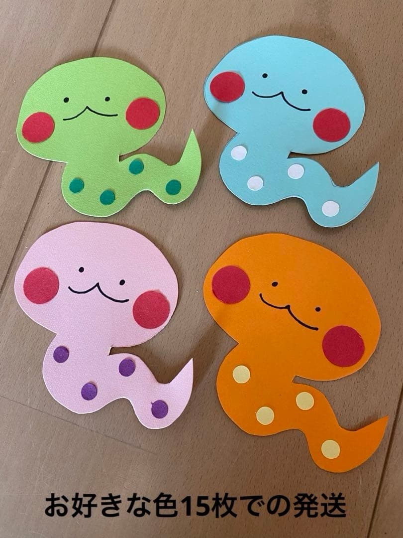 簡単な横向き蛇シルエットの年賀状イラスト無料デザイン素材年賀状2026無料午年の年賀状テンプレートと馬のイラスト年賀状 でざいんばんく