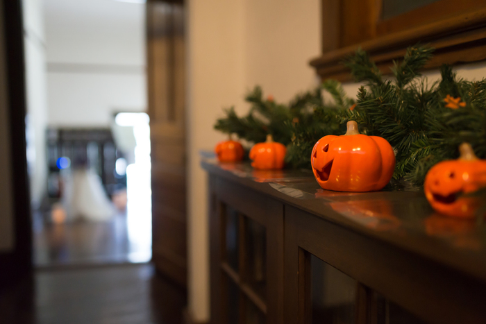 北欧風やクールにモノトーンも◎今年は大人な「ナチュラルハロウィン」インテリアキナリノ