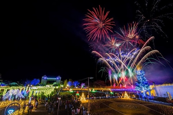 出演百瀬帆南前橋ウィッチーズMBW前橋花火大会 8月9日 土『前橋ウィッチーズ』 前橋駅一日駅長🚃 第69回前橋花火大会🎆上泉マイ役 百瀬帆南が 前橋駅の一日駅長を務めさせていただきました！そして、その夜には、前橋の花火大会にサプライズゲスト出演しま