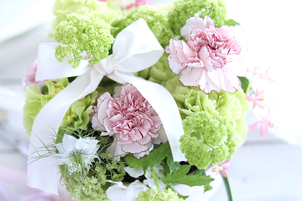 母の日妻へ贈るカーネーション！人気フラワーギフトのおすすめプレゼント口コミ人気ランキングocruyo オクルヨ