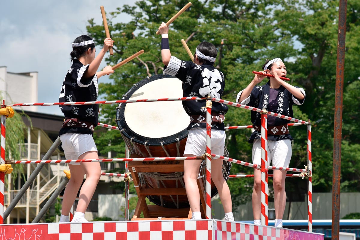 秋田竿燈まつり観光・体験スポットアキタファン