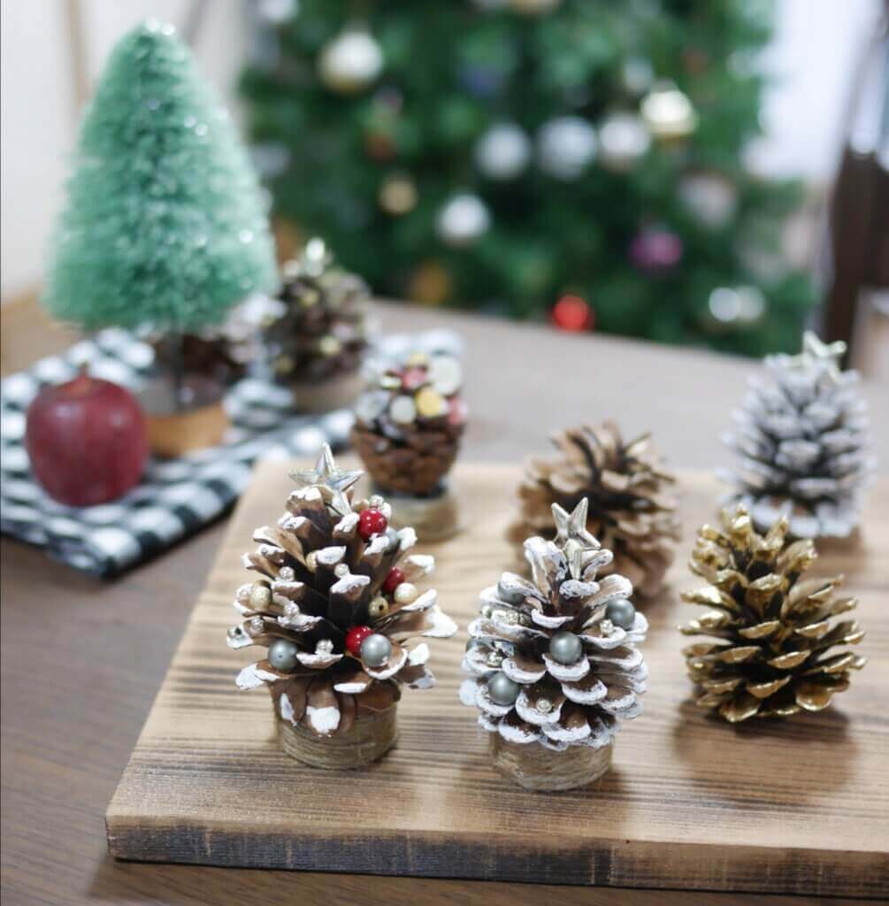 松ぼっくりのきらきらクリスマスオーナメントの作り方Craftie Style