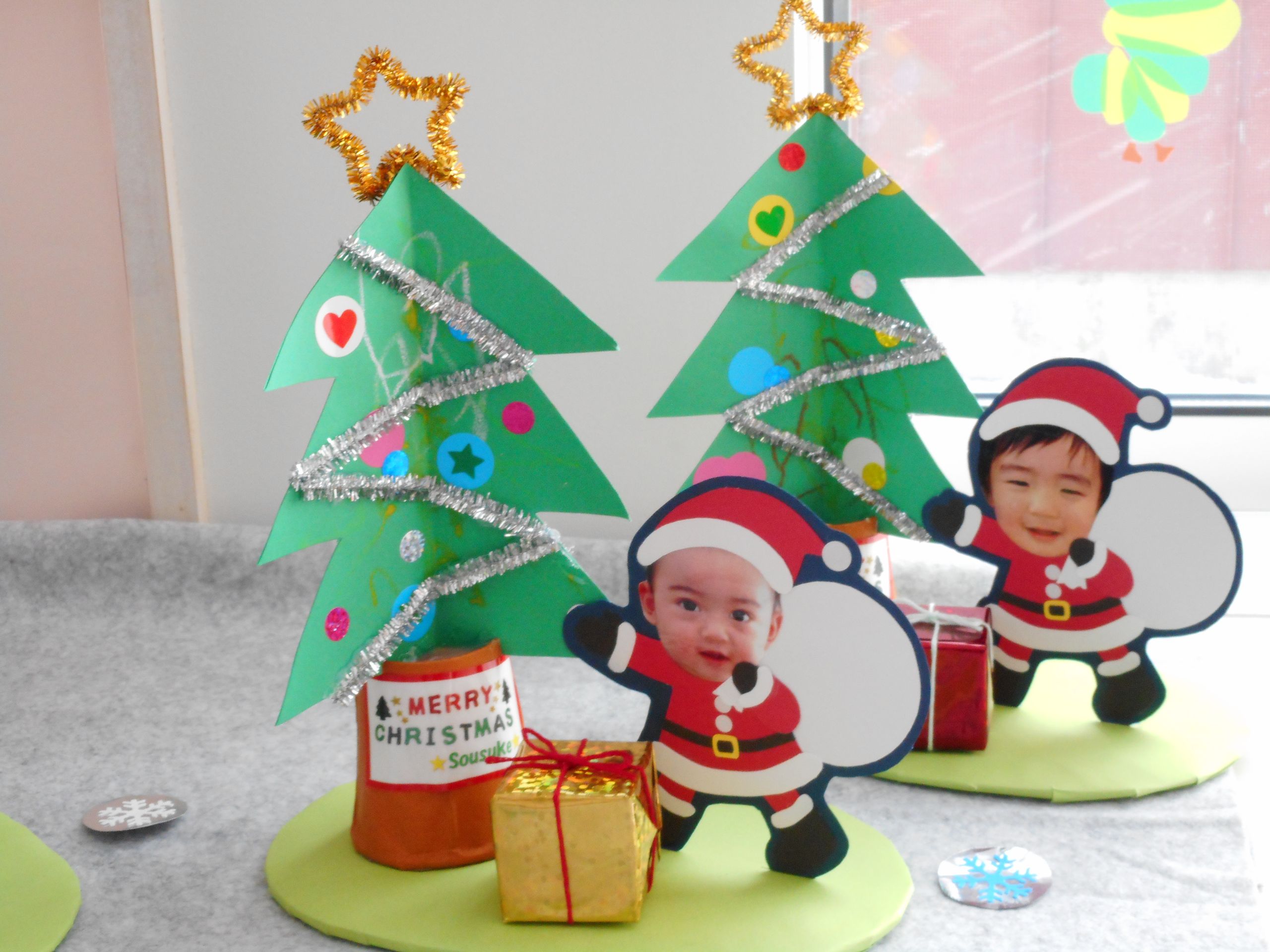 保育園 12月製作クリスマスツリー！簡単な折り紙サンタとツリーアイデア3種保育士のお仕事静岡