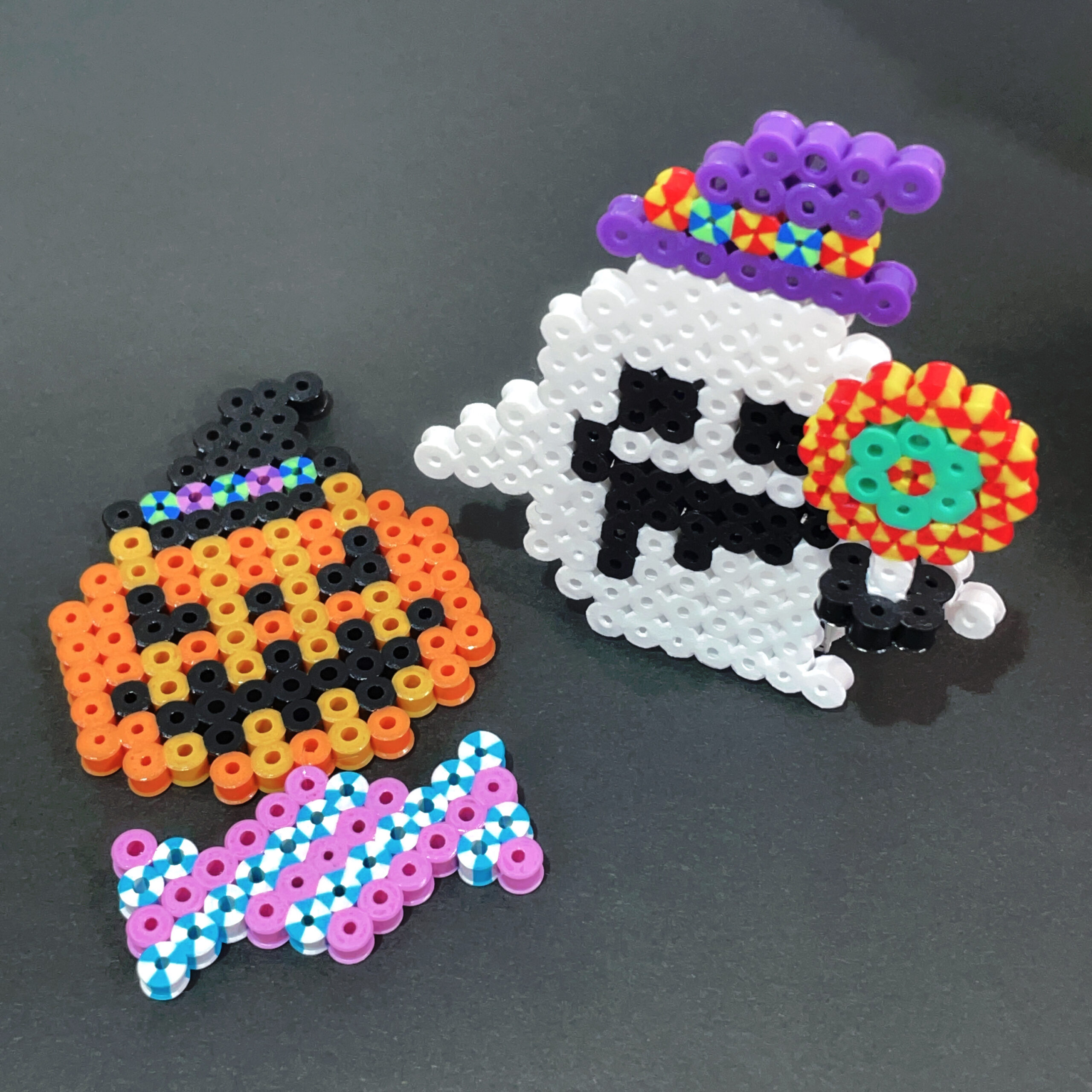 アイロンビーズでハロウィン飾りを作ろう！黒猫編WEBOO ウィーブー暮らしをつくる