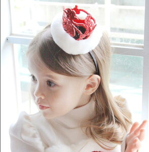 2024年版 クリスマスのヘアアレンジ20選セルフでできる簡単アレンジも