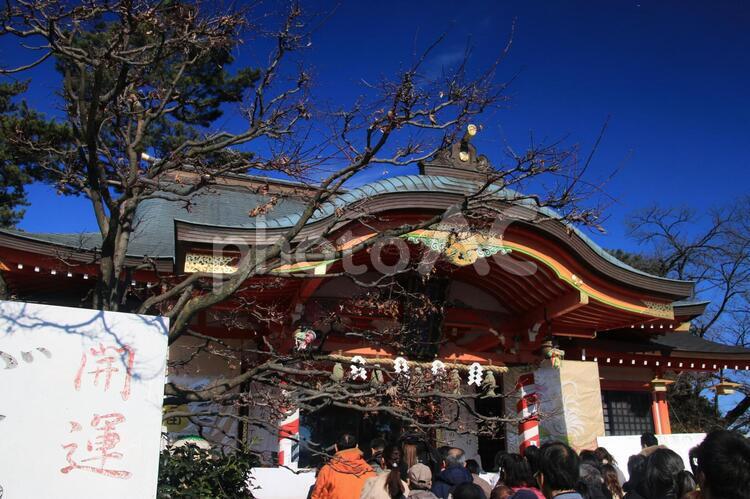 初詣風景 - No: 25172575写真素材なら「写真AC」無料 フリー ダウンロードOK