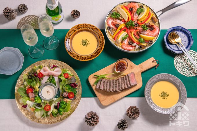 クリスマス、なに作る？🎄 今年のクリスマスイブは日曜！ゆっくりお料理ができるので、おうちクリスマスを楽しむ方も多いはず💡 今日の投稿はクリスマス ごはんのメニューが決まってないよー😵という方へ向けて過去のクリスマス料理をまとめてみました！ クリスマスの定番