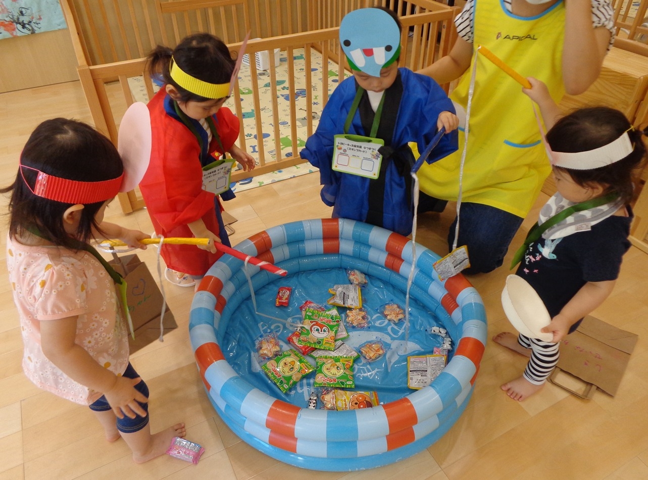 色水あそびに夏祭り！これからの時期によりおもしろそうな遊び ほいくる通信6月28日号保育と遊びのプラットフォーム ほいくる