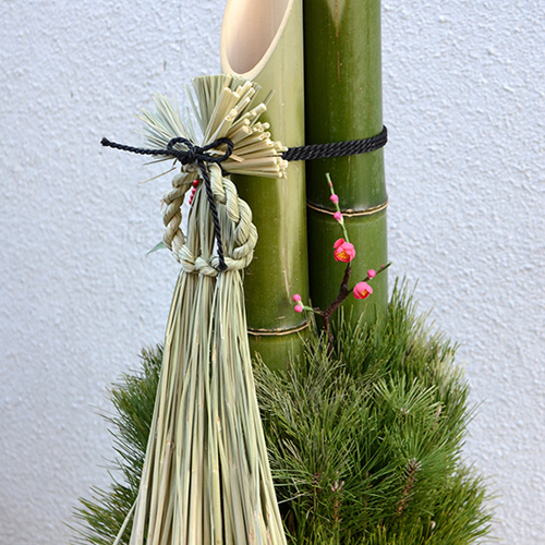 門松の飾り方 玄関はどうする？雄松と雌松って？左右は？解決Note