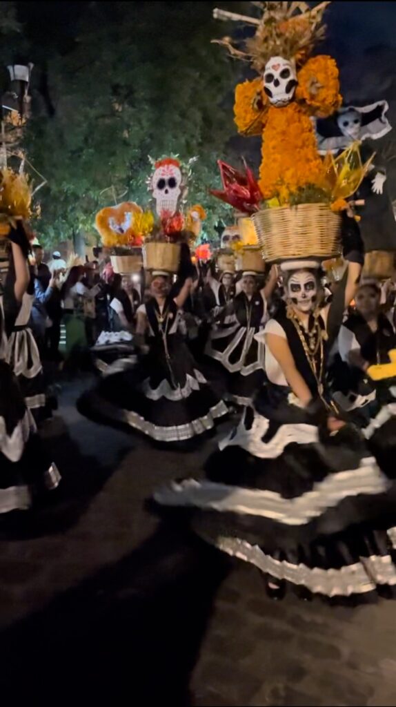 死者の日」Day of the Deadについて学ぼう！ 10 29– NPO法人日本ASL協会