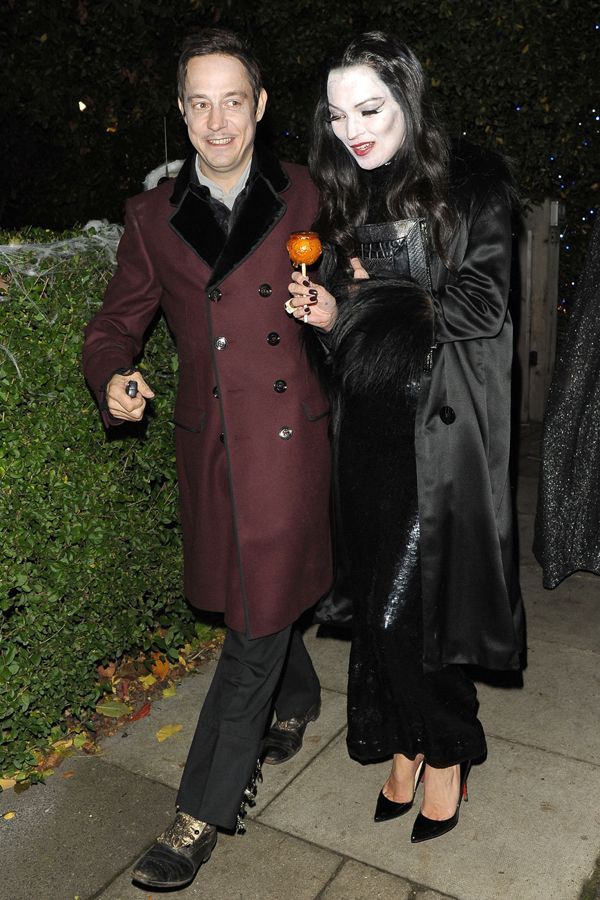 2025年版 カップルに絶対着てほしい♡おすすめハロウィン仮装 - おすすめ旅行を探すならトラベルブック女子旅