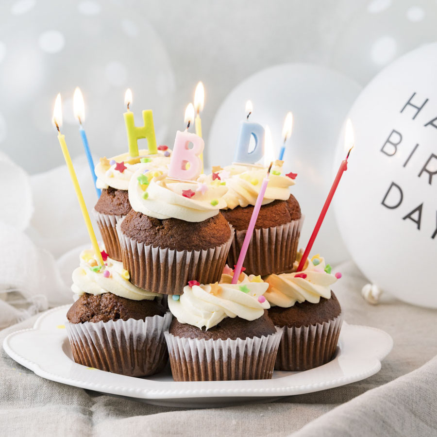 材料2つ！レンジで1分！ ふわふわカップケーキの作り方。1番簡単なカップケーキ