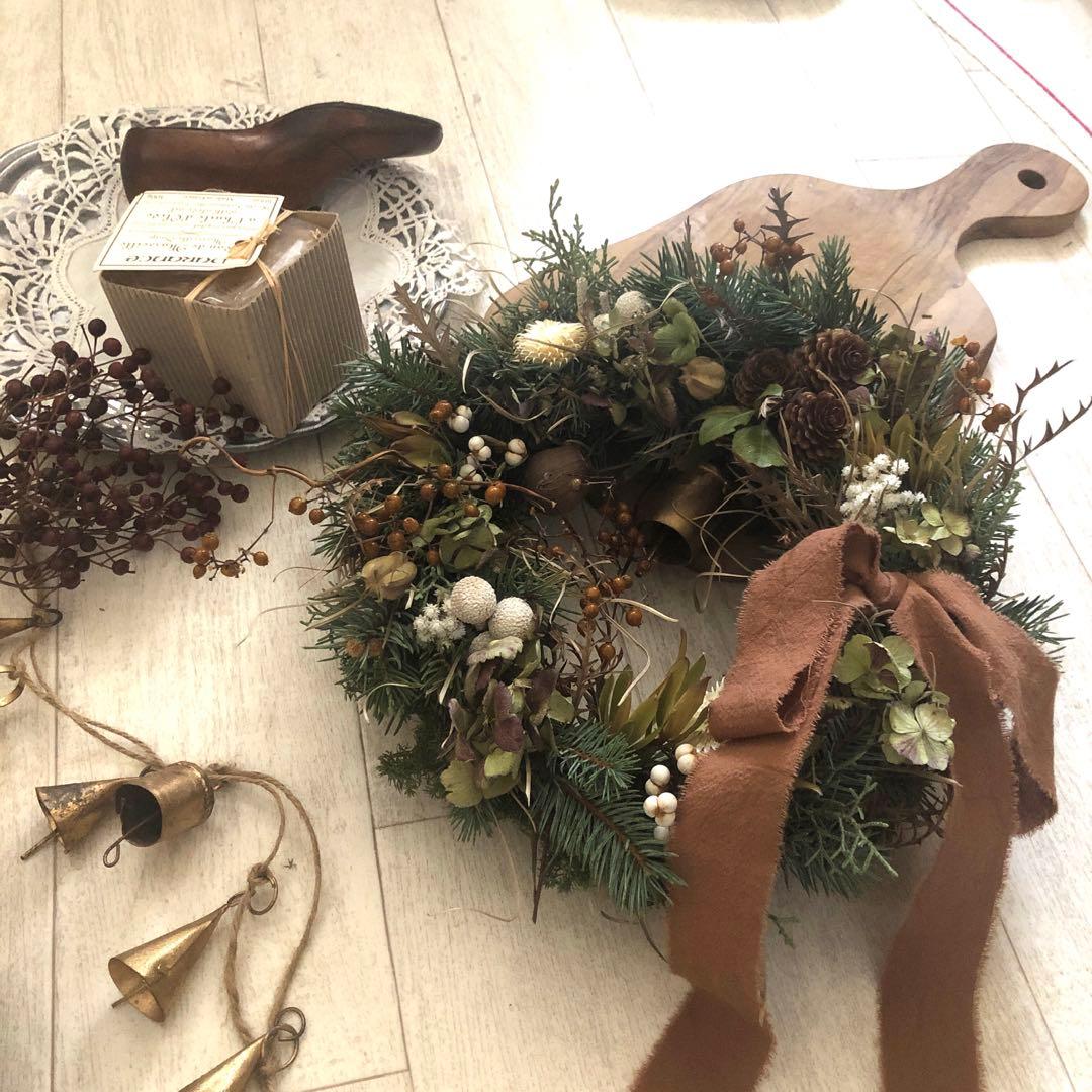 ふるさと納税 クリスマスナチュラルリース2141玄関リース春の通販花・ガーデニングの価格比較