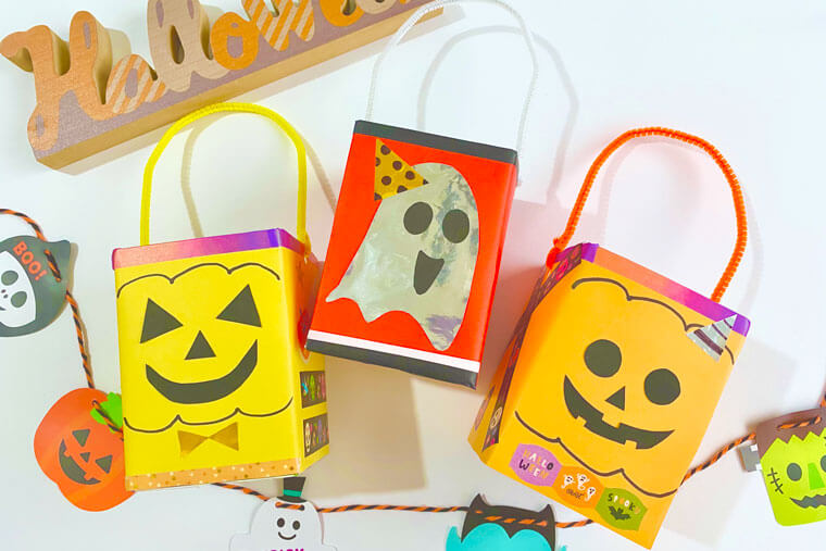 色画用紙手作り「かわいいハロウィンの壁飾り」図工人図工人