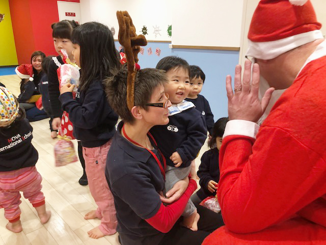 🎄✨クリスマスパーティーをしました！✨🎄クラスごとに飾り付けや食べ物、ゲームが違っていて、みんなの個性がたくさん詰まった素敵な時間になりましたね☺️ メリークリスマス＆良いお年を！🎉また来年、元気な笑顔で会いましょう！クリスマスパーティーメリー