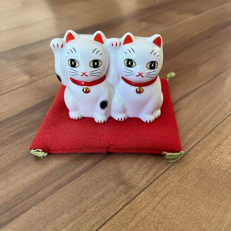 招き猫 七福猫シリーズ 七福猫神７点セット 幸運の尾曲がりしっぽ大 Seto✖尾曲がり猫神社 『尾曲がり猫神社 限定』長崎尾曲がり猫神社