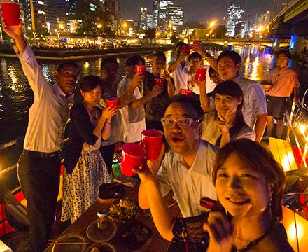 5 31 土大阪300名 船上ナイトクルージングパーティー in 天保山サンタマリア号の招待状 *・∀・ ﾉ大人気♪船上飲み会コンパイベント ♪～ 船上からの景色、夜風、解放感を満喫～2025大阪関西万博も見える！のチケット情報・予約・購入・販売ライヴポケット