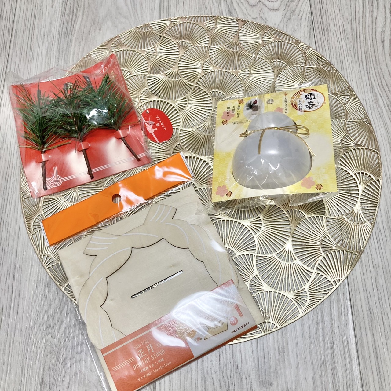 セリア「今年も売り切れそう」「かわいすぎて思わず購入」大人気のお正月飾り4選たまひよ