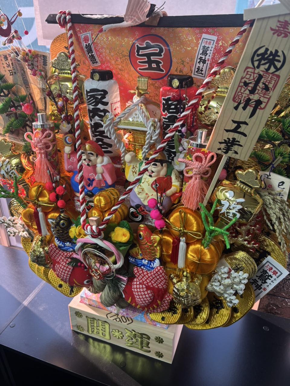 縁起熊手のレンタル業者なら東京や大阪など全国対応しております