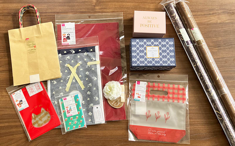 OKINI 手提げバッグ 10枚入 バースデーケーキ 白 ネイビー Mサイズお誕生日プレゼント用 手提げバッグ業務用にもおすすめ10個セット - 包む オンラインショップ