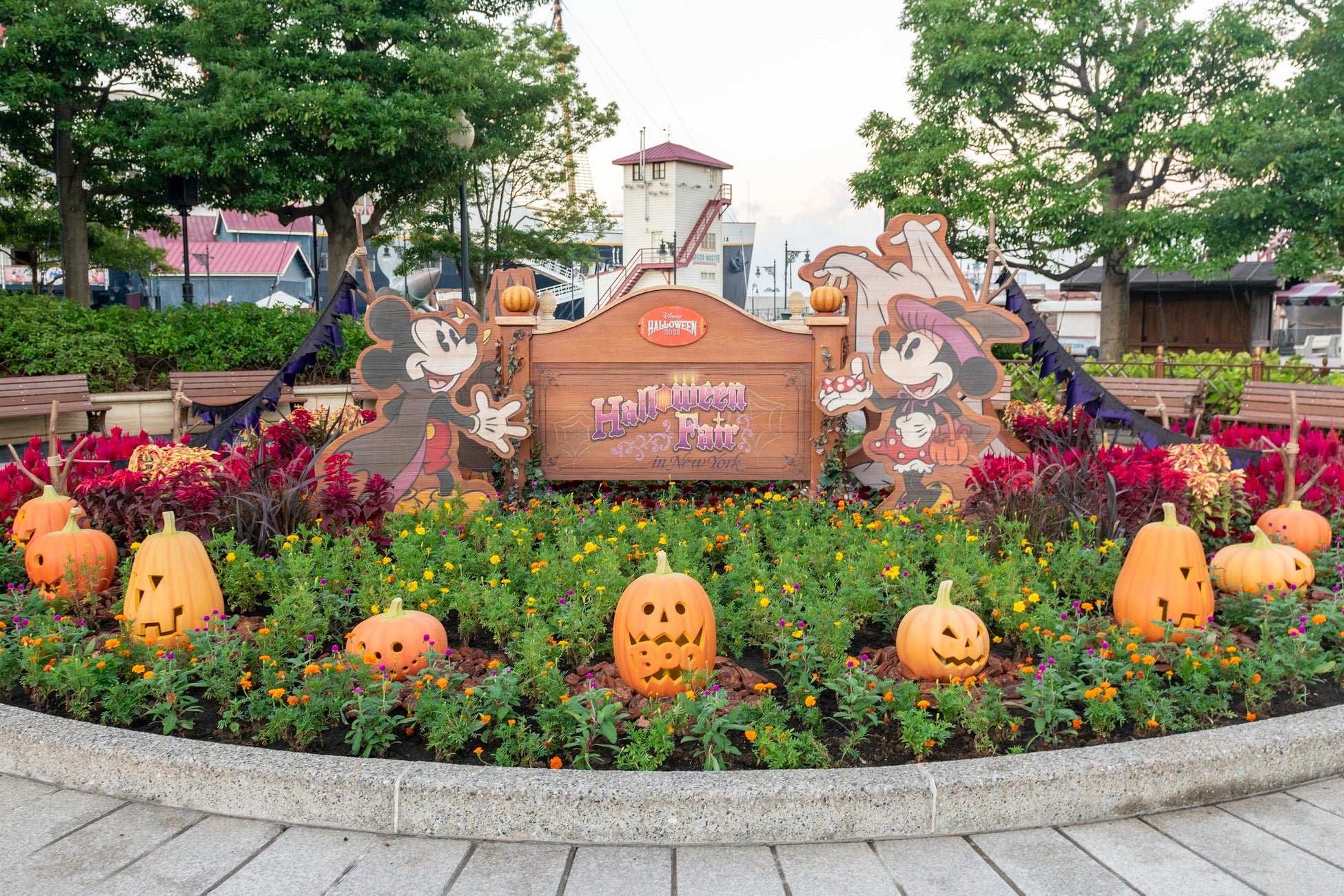 ディズニーハロウィーン２０１７ ｉｎ ディズニーランド 前編 ハロウィーンのパレードや花火などを楽しみました 』東京ディズニーリゾート 千葉県 の旅行記・ブログby かおニャンさん フォートラベル