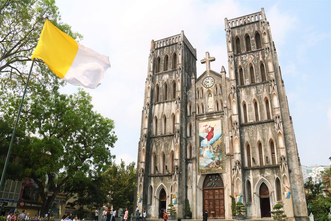 ハノイ市内のシンボル的存在 ハノイ大聖堂を散策してみた。～世界の歩き方～It's a Small World