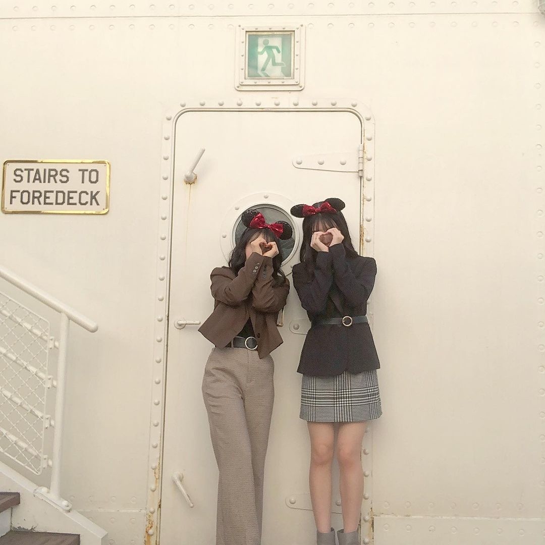 シミラールック ルーズカジュアルグレーパーカーペアルック専門通販サイト・ペアル