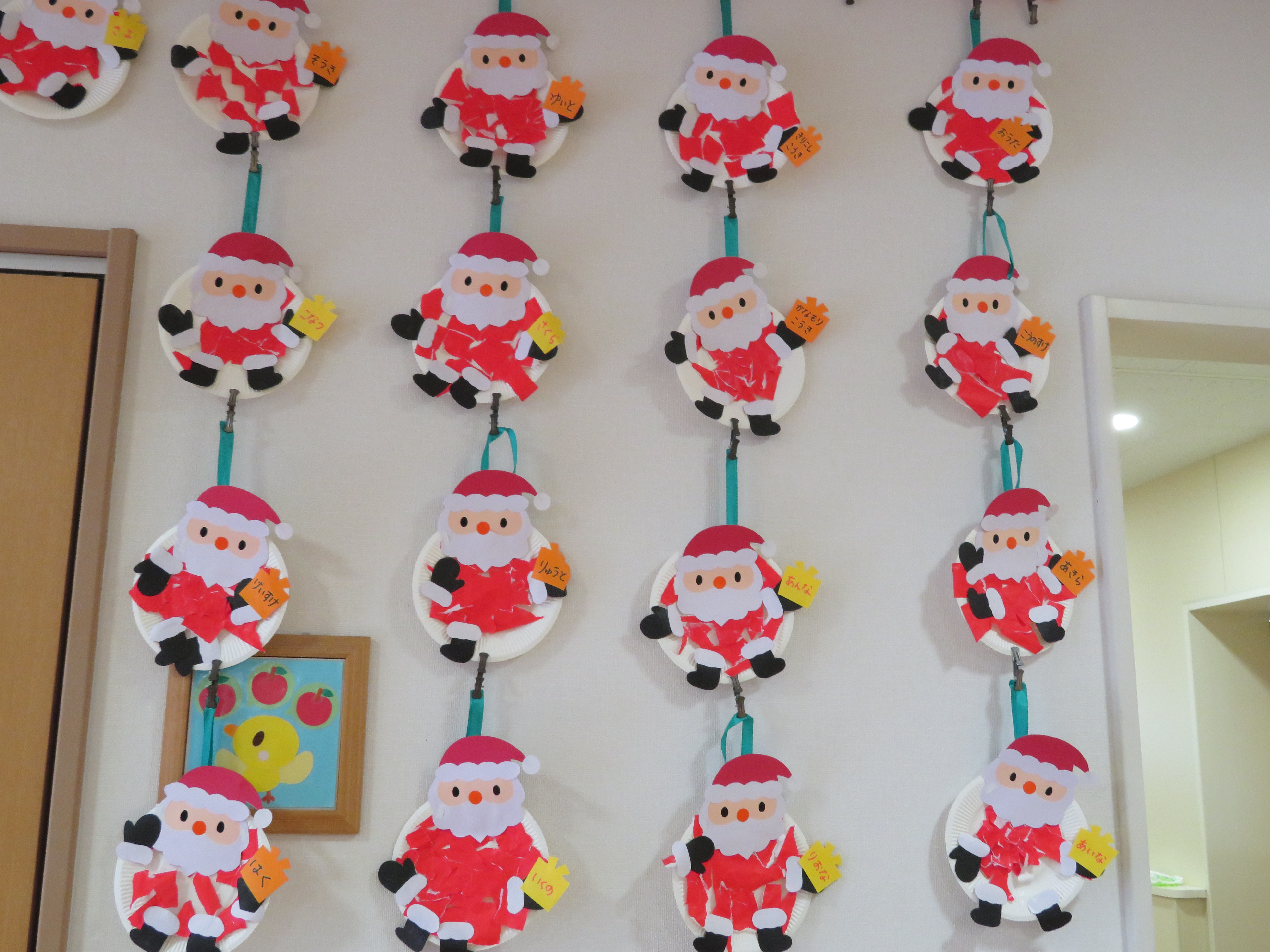 クリスマス製作特集♪～壁面装飾にもOK！年齢別アレンジ紹介～