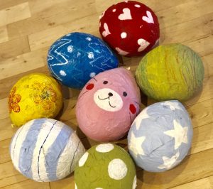 100均DIY 誕生日はダイソーバルーンでピニャータをしよう！あおちゃん情報局