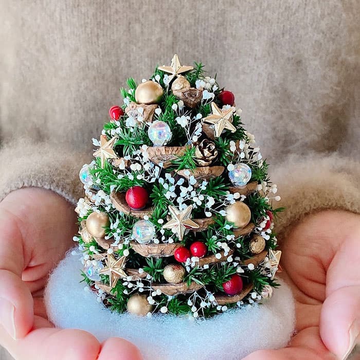 ダンボールで手作りできるクリスマスツリーの作り方Craftie Style