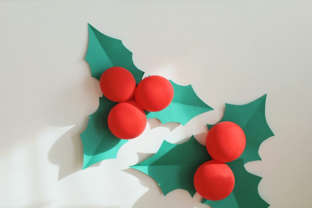 サンタのクリスマスオーナメントクラフト一覧キリン