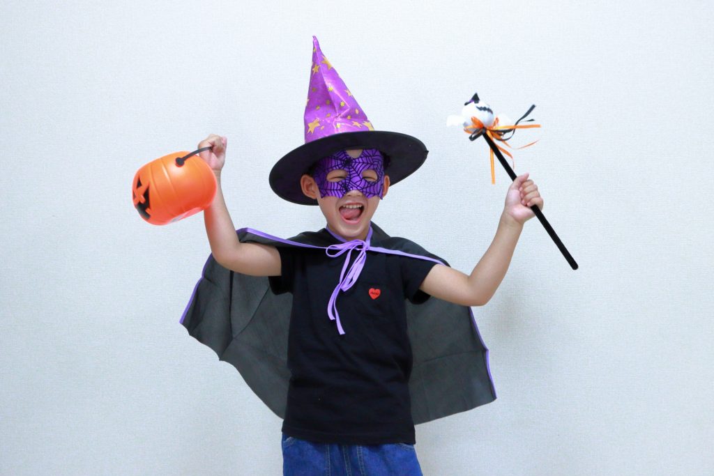 保育園の手作りハロウィン衣装のアイデア。男の子と女の子に分けて紹介。保育士の転職・採用は 保育士バンク！