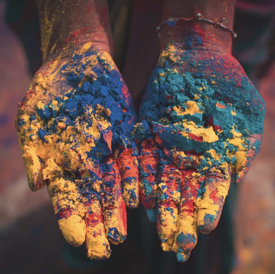 インドのカラフルな春の祭典ホーリー祭の歴史と魅力・注意点を徹底解説Bharat Hub