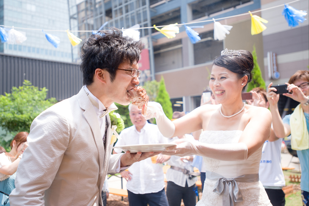 気どらないカジュアルなスタイルの BBQウエディング - オリジナルウエディングづくり wecoウェコ