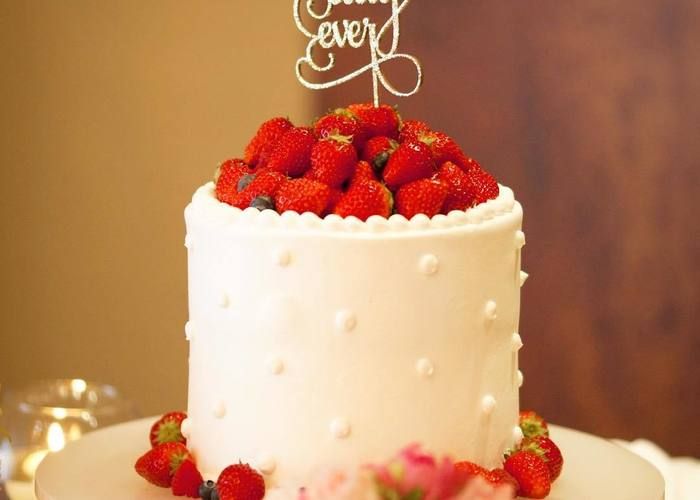 ハートのウエディングケーキ⁡ ⁡ ハートたっぷりのウエディングケーキのオーダーをいただきました。 ⁡ ⁡ ⁡シンプルですがとても可愛い ウエディングケーキです。 ⁡ ⁡ これからも末永くお幸せに。 ⁡ ⁡ ⁡ ⁡ケーキ スイーツ ウエディングケーキ いちご いちごケーキ 苺