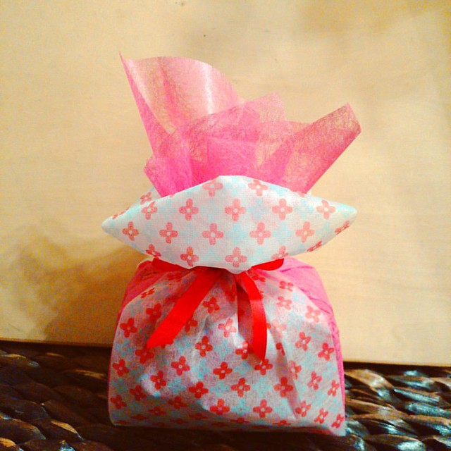 11 件の「カゴ ラッピング」や「ラッピング」のアイデアを見つけましょうギフト ラッピング、ホワイトデー ラッピング、ラッピング 包み方 など