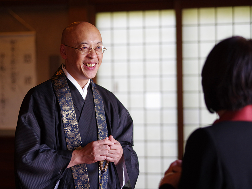 新盆 初盆 法要とは？お布施相場・表書き・服装マナーも解説お仏壇のはせがわ 公式