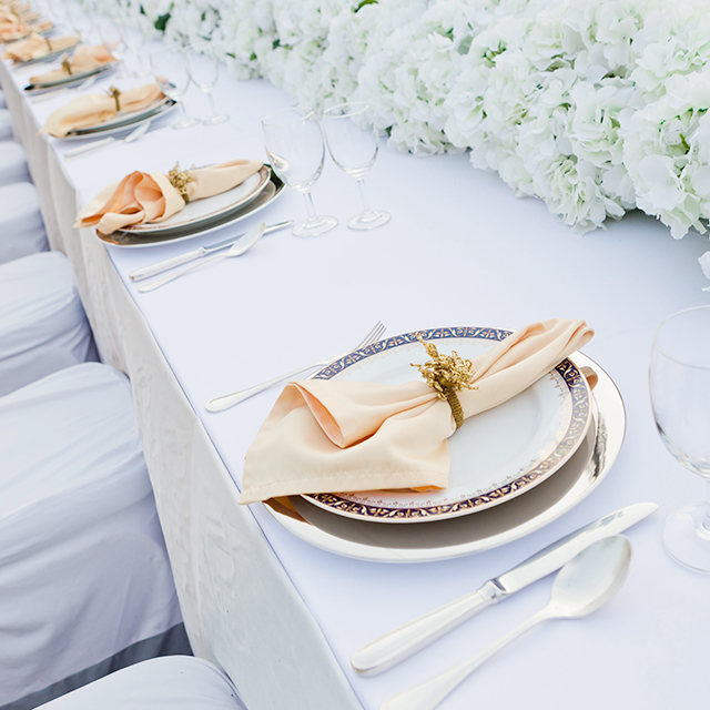 ウェディングテーブルナプキンの折り方アイデア特集☆パーフェクトウェディング宣言！