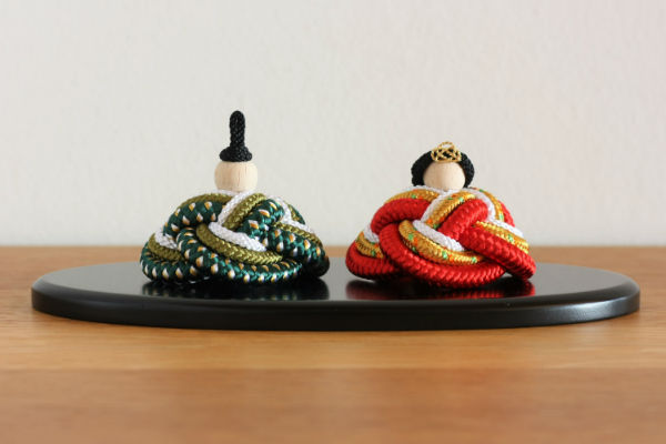 伝統工芸のお顔の雛人形です。衣装は京都製です。岡崎市味岡人形雛人形・五月人形・市松人形 制作工房