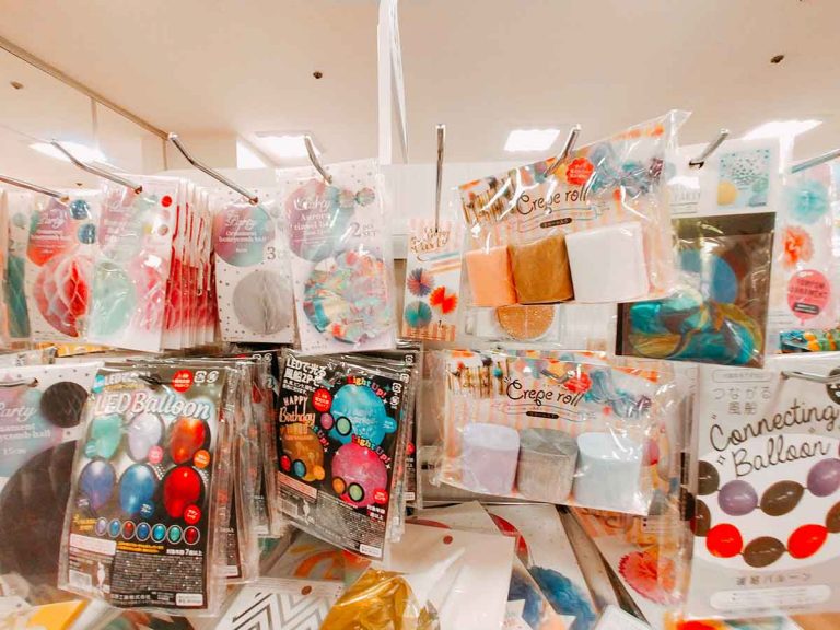 犬用ケーキを手作りして、お誕生日パーティー♪ 100均で飾り付けほいっぷのいぬ