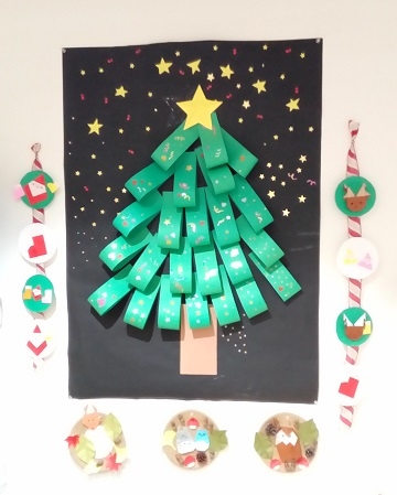 クリスマスの壁面飾りをつくっちゃお！幼稚園・保育園の先生が読むパステルIT新聞