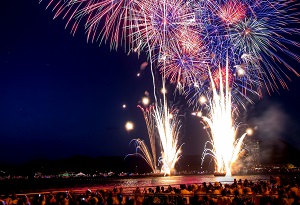 第45回世田谷区たまがわ花火大会 - 「HANABITO」全国花火大会&祭り 有料チケット&イベント情報 2025