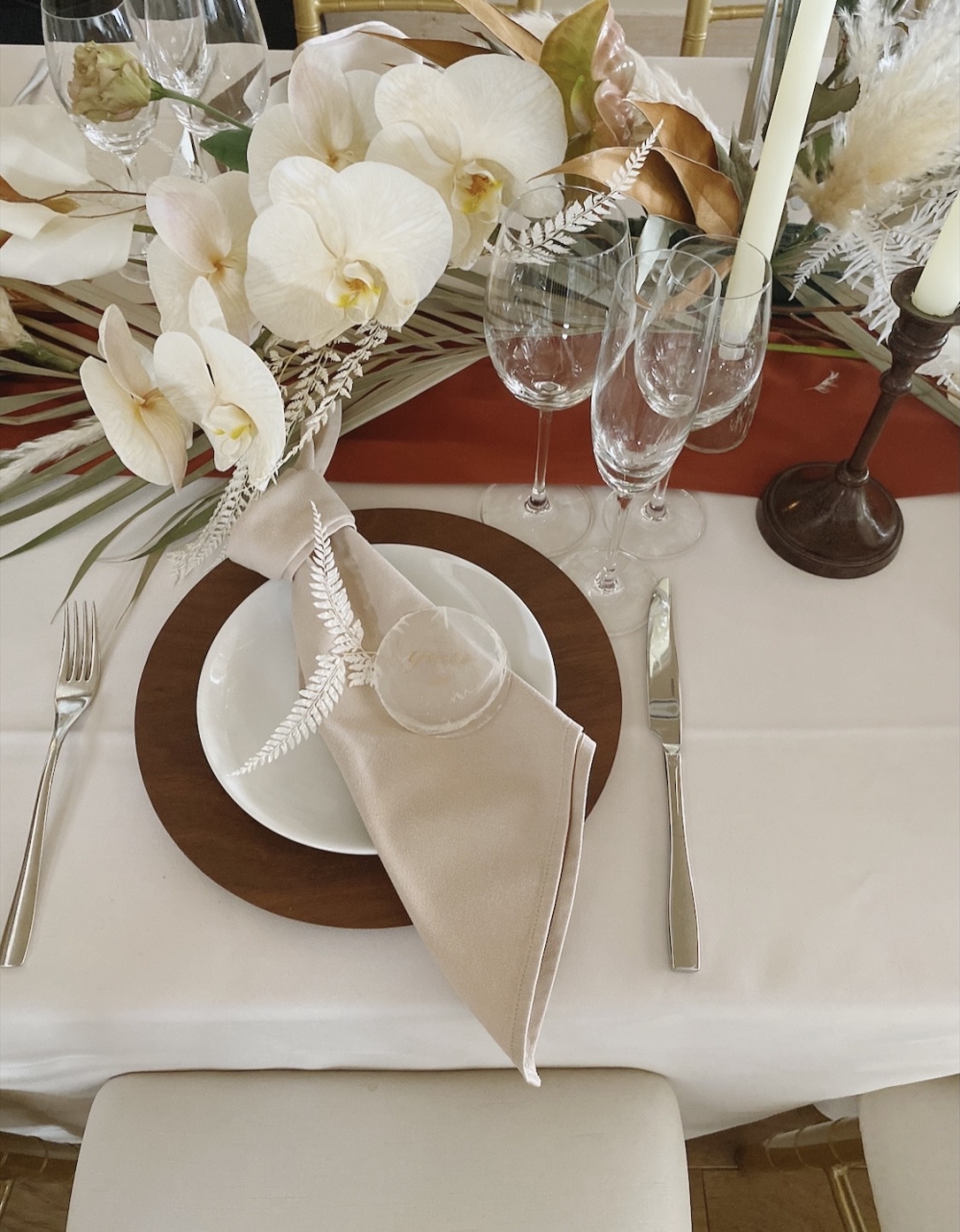 結婚式のテーブルコーディネート料に含まれるものは？費用相場と見積書の見方トキハナmagazine