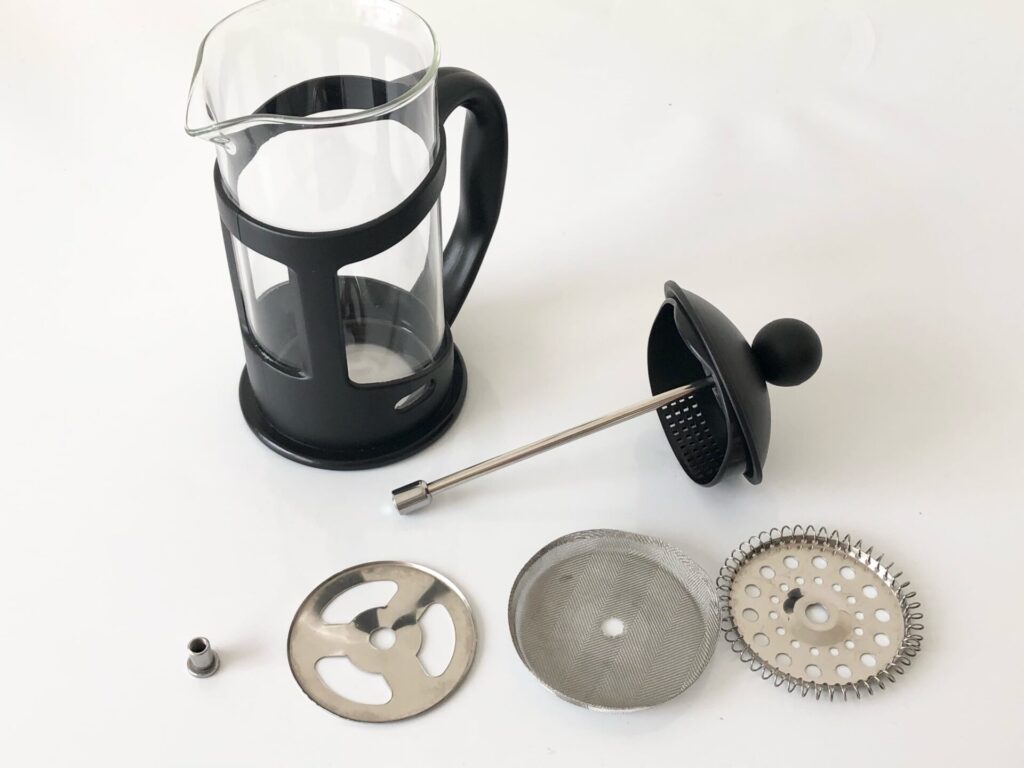 ダイソーで話題の1100円「コーヒーメーカー」使ってみた。良かった点、惜しかった点は？東京バーゲンマニア