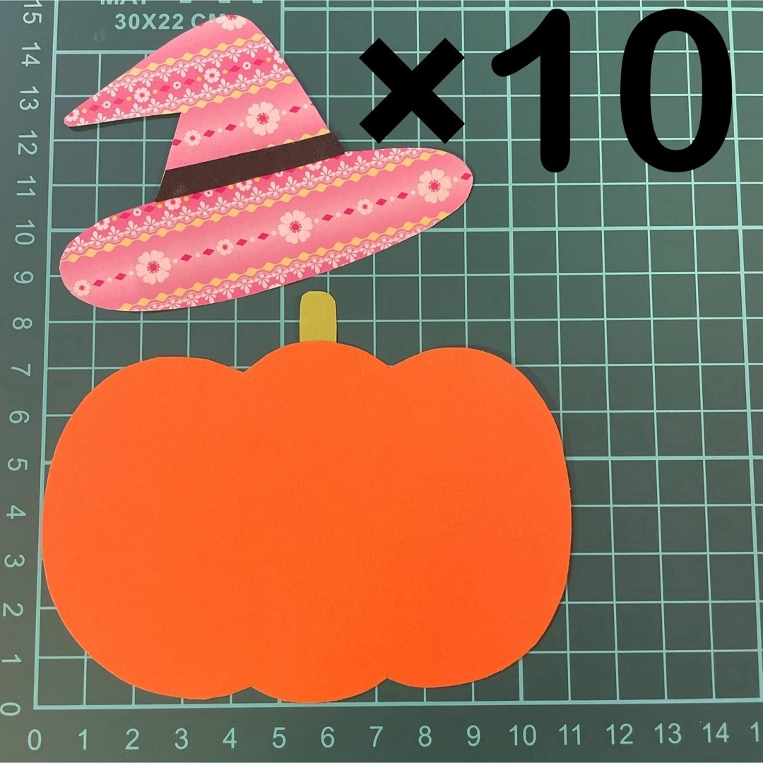 かぼちゃもおばけも。ハロウィンの飾りが簡単に！おうちでできる切り絵アートたまひよ