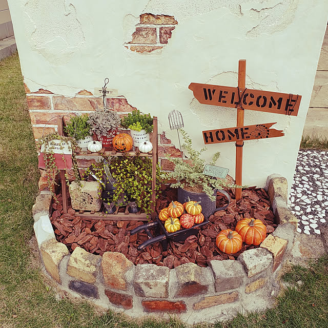 ハロウィンの庭の飾り付け例８選！海外のアイディアデコレーション集☆携帯知恵袋