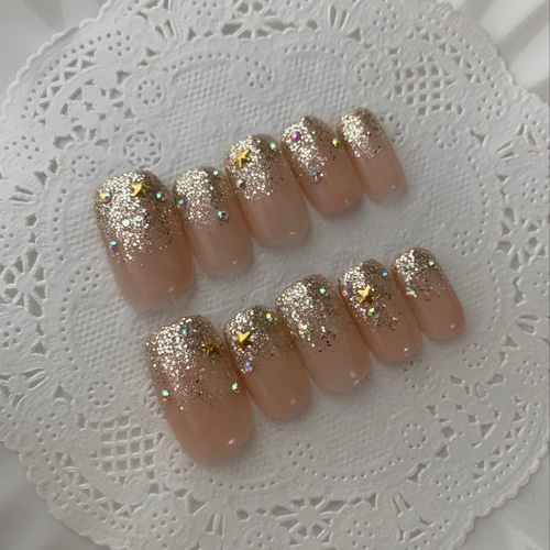 冬 クリスマス ラメ キラキラ レッド - nailsheartのネイルデザイン No.7719537 ネイルブック